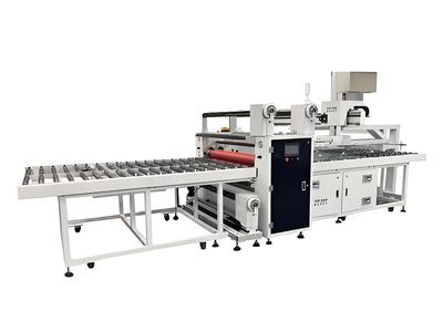 在线导光板覆膜机